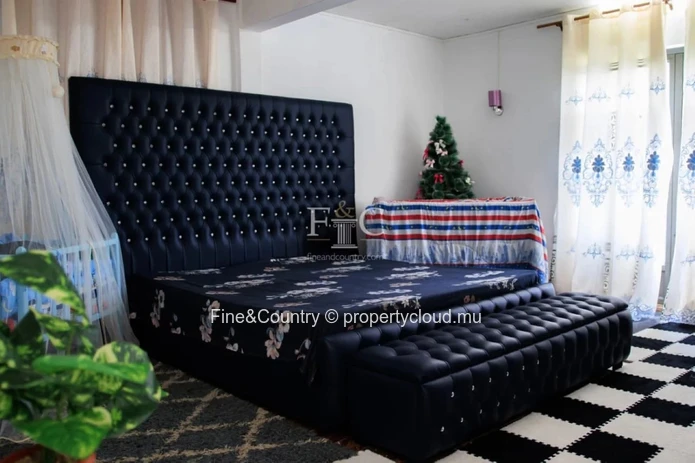 Modern Furnished House for Sale in Saint-Pierre – Prime Central Location