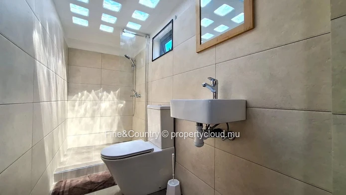 FOR SALE:  Unfurnished home for large family / rental investment