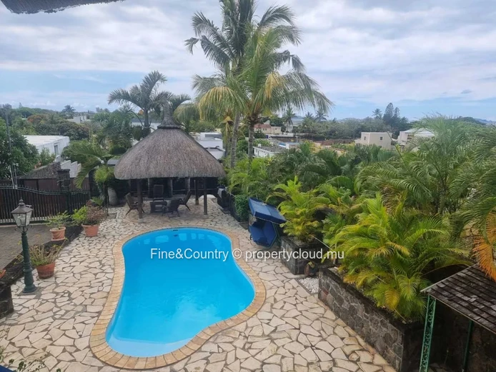 Calodyne – 280 m² Villa with Sea Glimpse | Price: Rs 100,000 / month