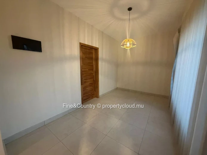 Maison Moderne Neuve à Louer à Pereybère