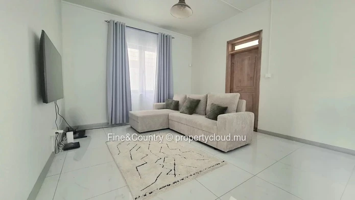 À Vendre – Villa Neuve et Élégante
