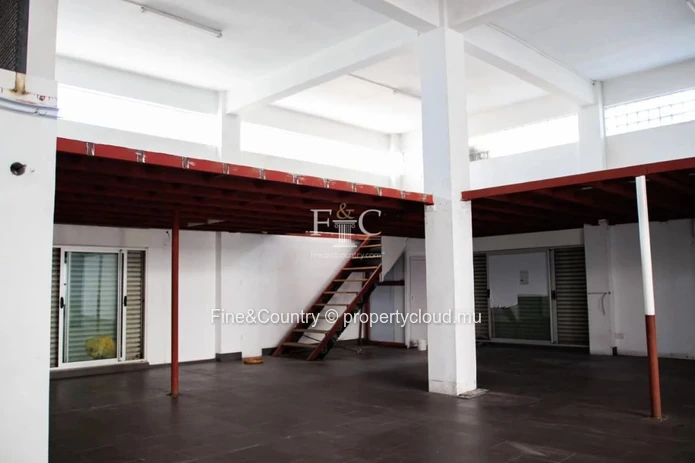 Spacious Commercial Space for Rental