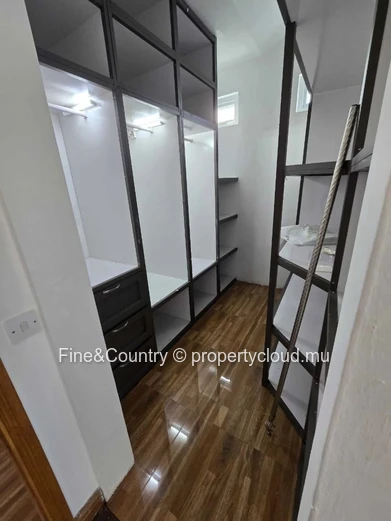 Maison à Goodlands, à seulement 2 minutes du nouveau centre commercial Super U dans le nord