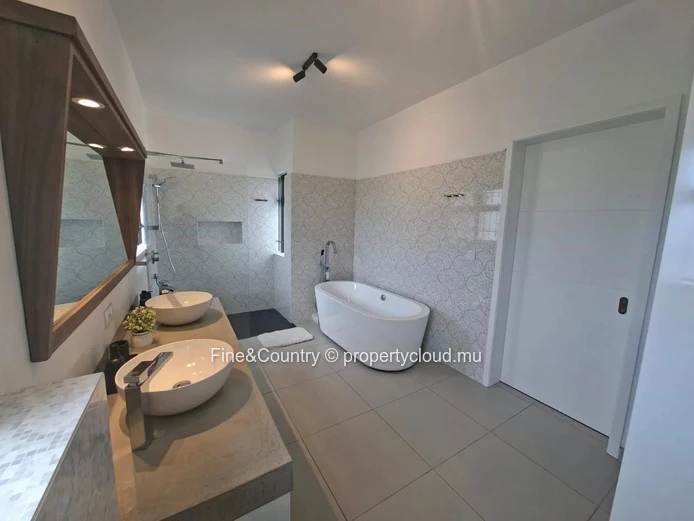 For Rent 3-Bedroom Villa with Private Pool & Garden