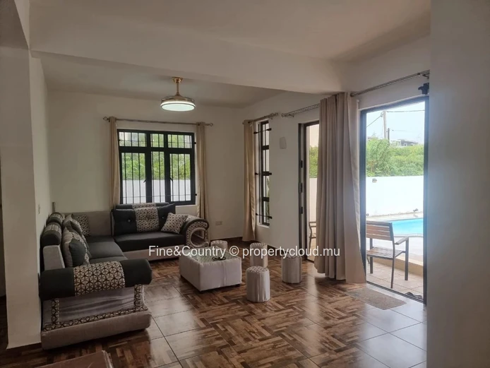 FOR RENT – Modern Villa in Péreybère