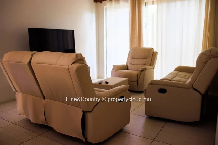 Fully Furnished 3-Bedroom Ground Floor Apartment for Rent