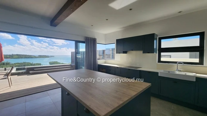 Penthouse de 3 chambres, St Antoine