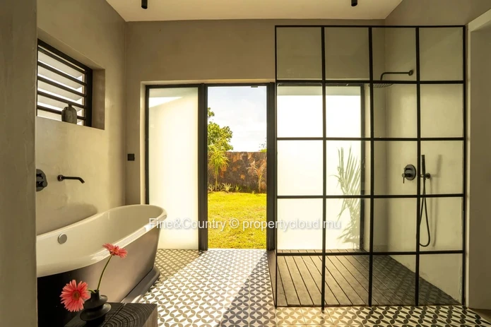 For Rent – New luxury architect-designed villa