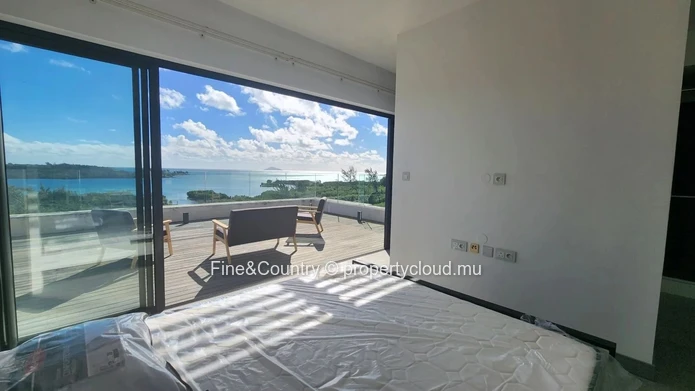 Penthouse de 3 chambres, St Antoine