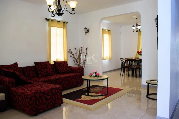For Rent – Spacious Family Home in Pereybere