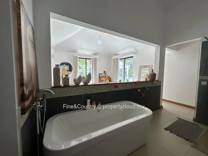 For Rent – Modern House in a Gated Community – Comfort and Security