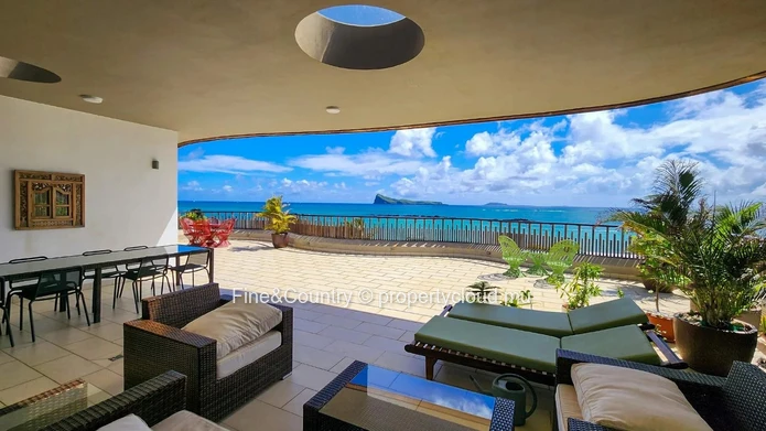 Beachfront Penthouse for sale