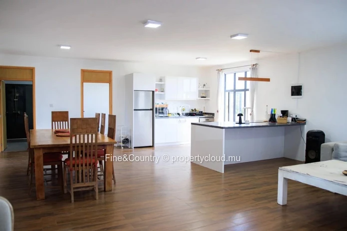Modern sea view apartment for rent – le bouchon