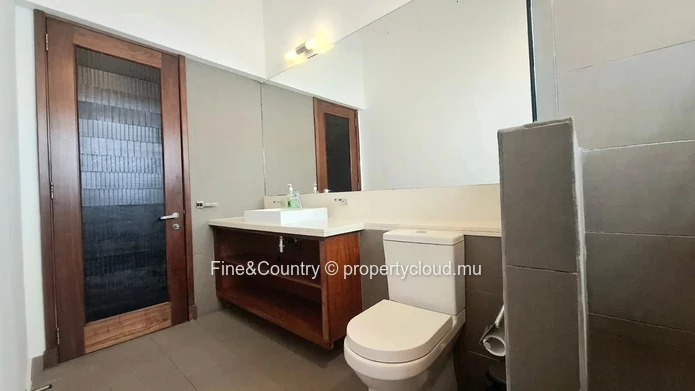 Appartement avec Vue Rivière à Louer – Moka
