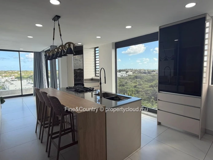 À Vendre- Penthouse d’exception avec rooftop privé et piscine