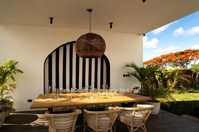 For Rent – New luxury architect-designed villa