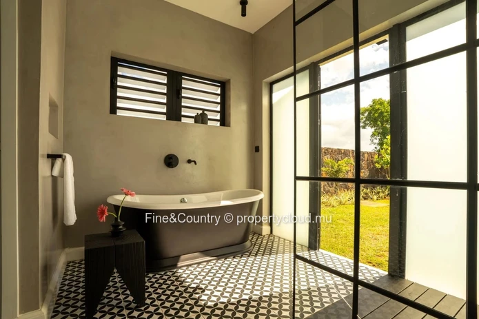 For Rent – New luxury architect-designed villa