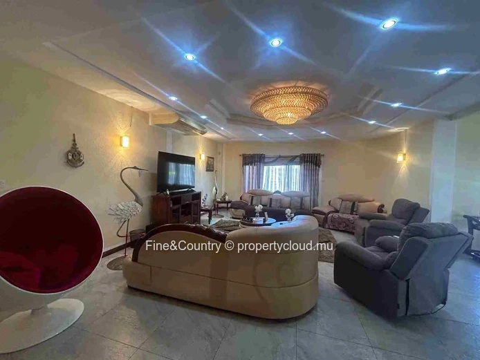 For Sale-Exceptional villa in Pointe Aux Biches