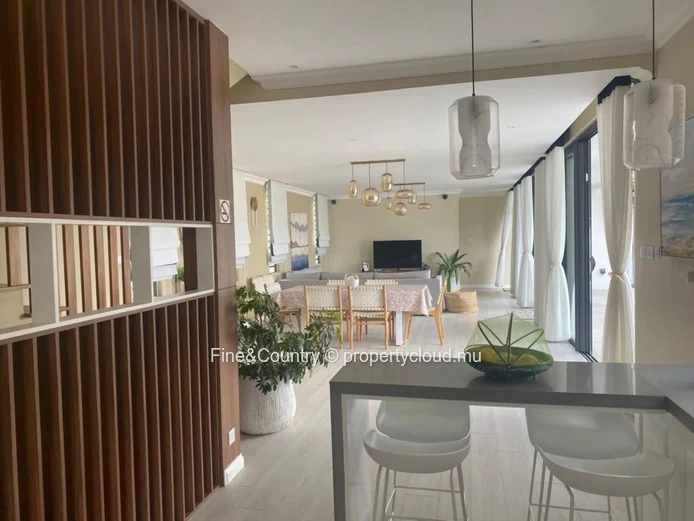 For Rent – Contemporary, Private and Secure Villa in Calodyne