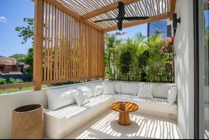 À Vendre — Villas Contemporaines à Bain Boeuf, Rs