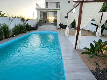 4 Bedroom Villa