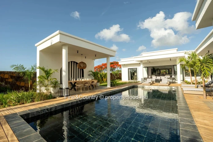 For Rent – New luxury architect-designed villa