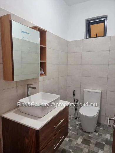 FOR RENT – Modern Villa in Péreybère
