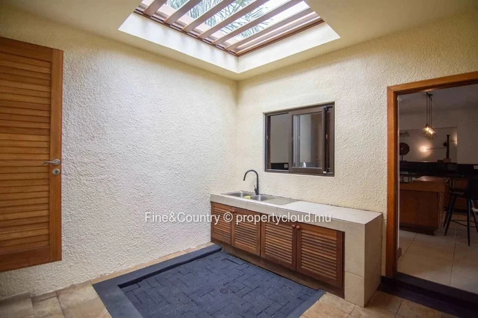 4 Bedroom Villa