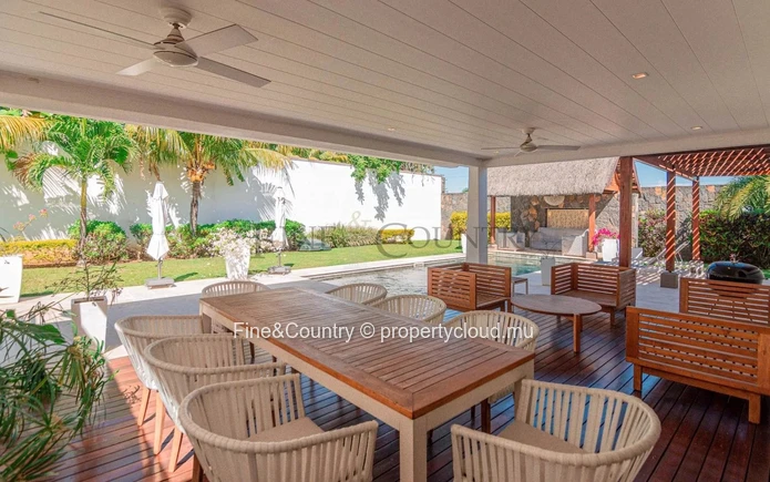 Modern Villa in Secured Residence