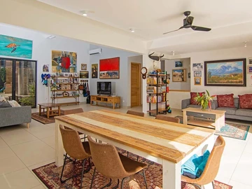4 Bedroom Villa