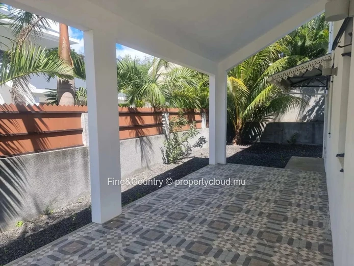 Pereybère – 280 m² Villa | Price: Rs 90,000 / month