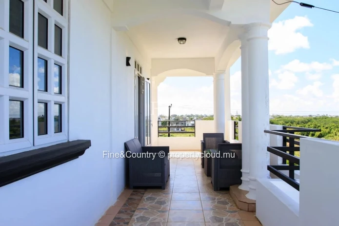 Appartement Meublé à Vendre – Grand Baie – Rs 7 M