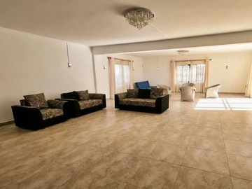 4 Bedroom Villa