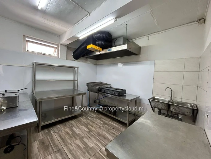FOR SALE – Business and Equipment – €35,000 – RARE OPPORTUNITY IN GRAND BAIE