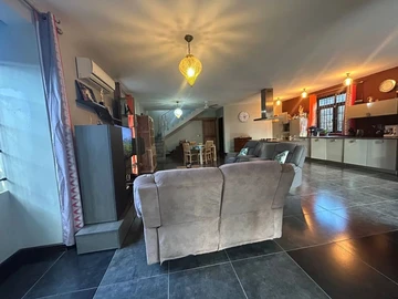Appartement de 7 Chambres