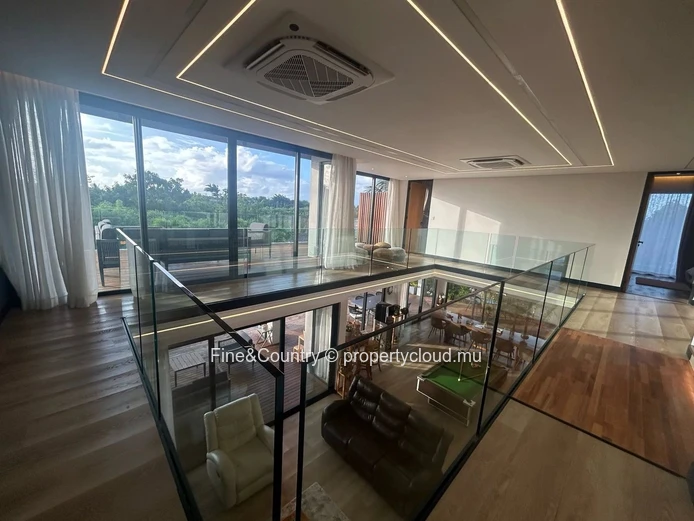 À Vendre – Sublime Maison Familiale à Calodyne – Rs 33M