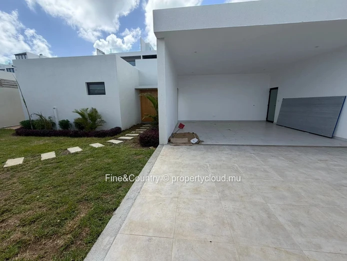 Brand-New 4-Bedroom Villa – Grand Baie