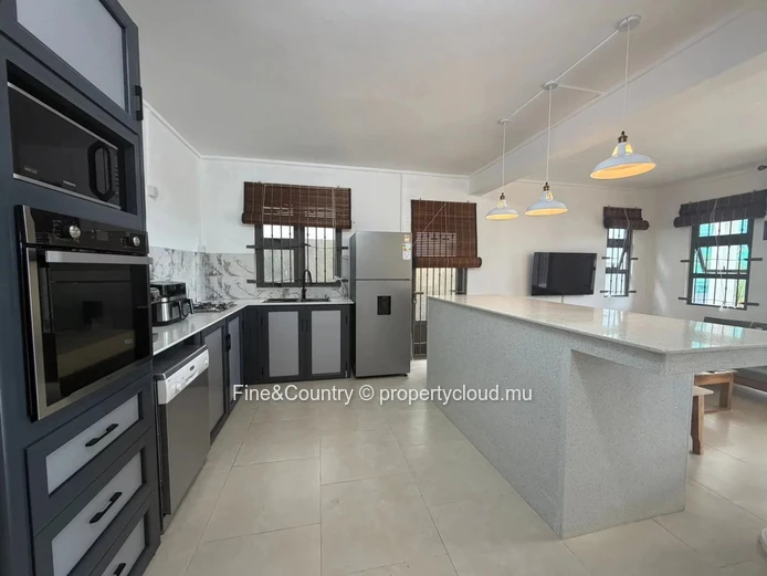 For Rent – Brand New Duplex Villa with Private Pool and Rooftop