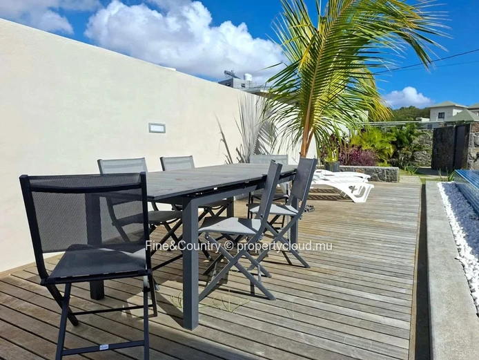 For Rent 3-Bedroom Villa with Private Pool & Garden