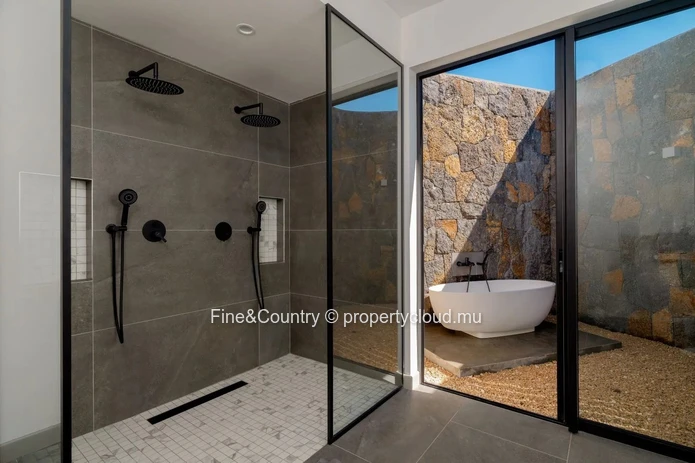 For Sale Magnificent Villa