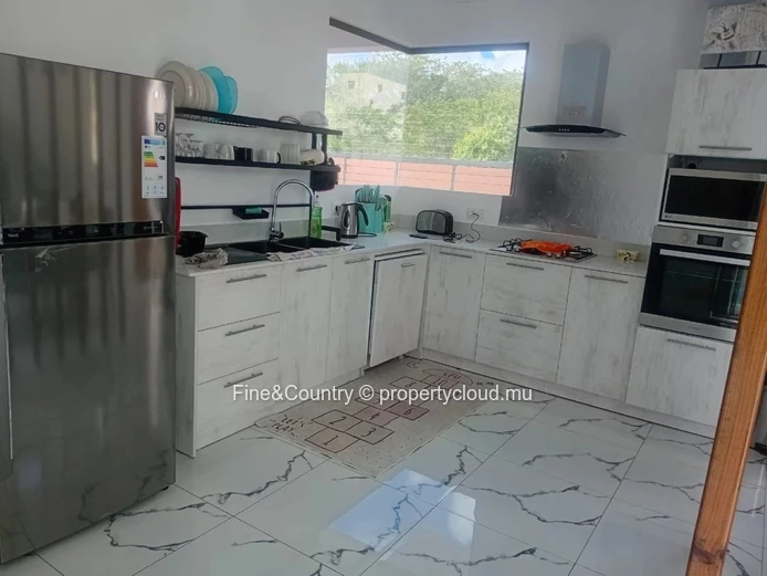 Villa Neuve & Moderne à Louer – 75 000 Rs/mois