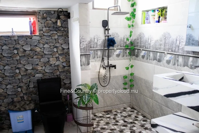 Modern Furnished House for Sale in Saint-Pierre – Prime Central Location