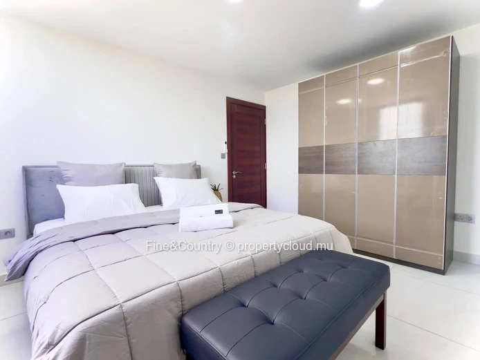 À Vendre- Penthouse d’exception avec rooftop privé et piscine