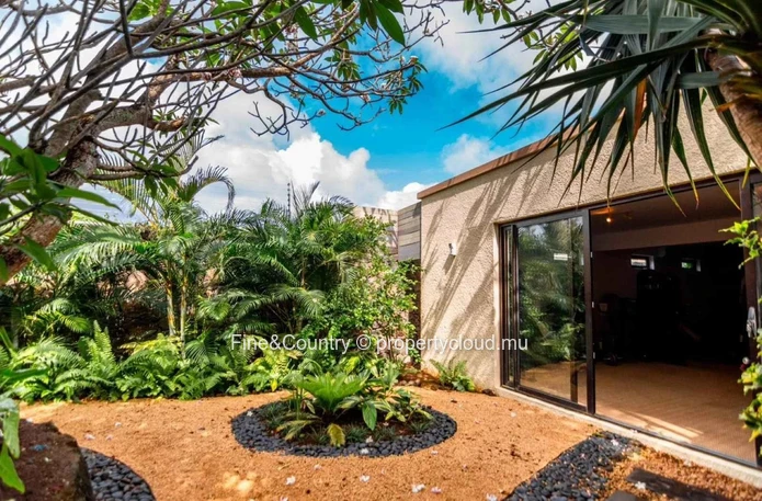 4 Bedroom Villa
