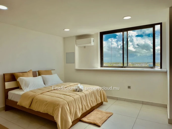 À Vendre- Penthouse d’exception avec rooftop privé et piscine