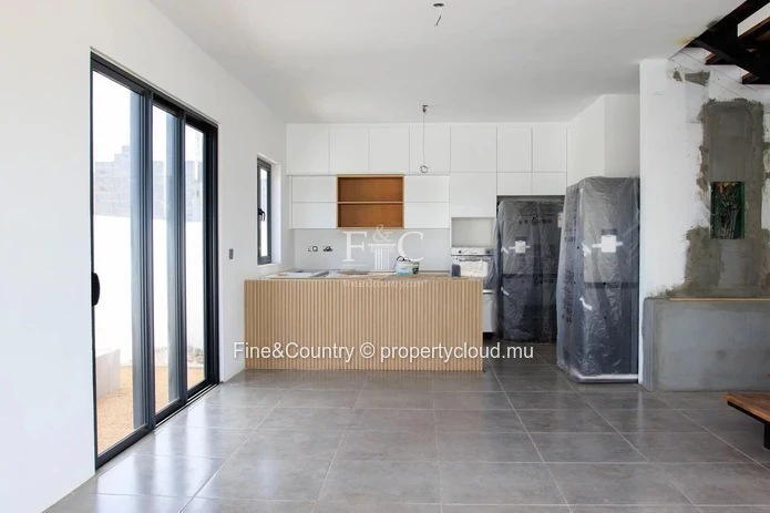 Deux Villas à Vendre à The Vale – Opportunité Résidentielle et d’Investissement