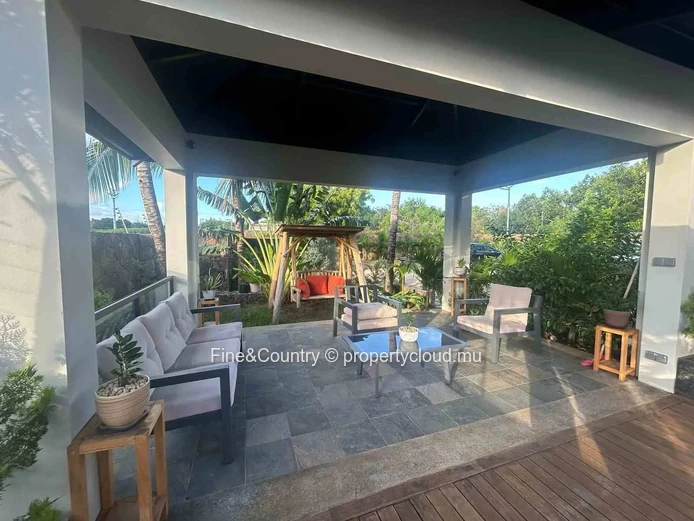 À Vendre – Sublime Maison Familiale à Calodyne – Rs 33M