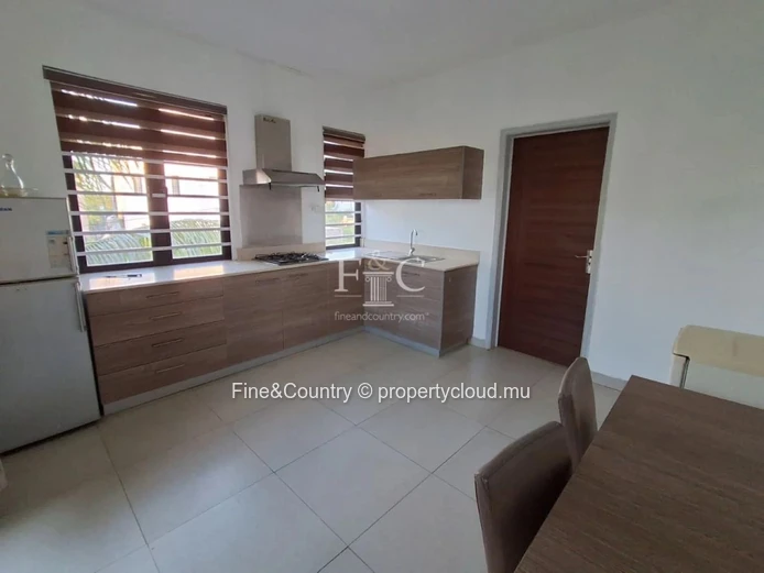 À Louer – Appartement 2 Chambres en Suite avec Piscine à Grand Baie