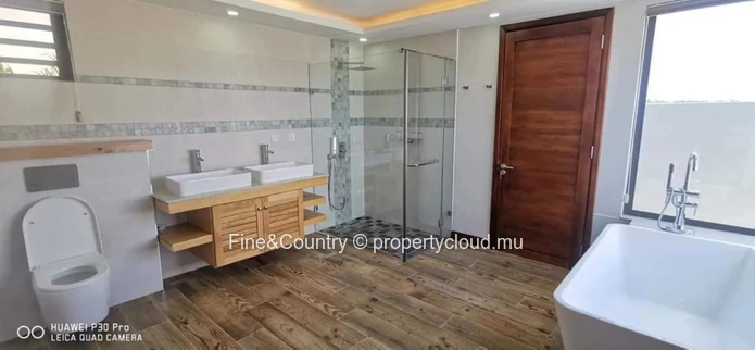 Villa de 4 chambres dans une résidence sécurisée