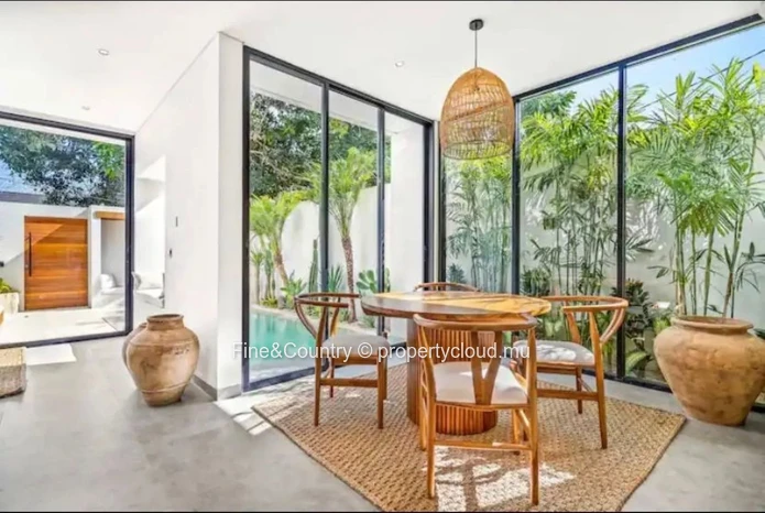 À Vendre — Villas Contemporaines à Bain Boeuf, Rs